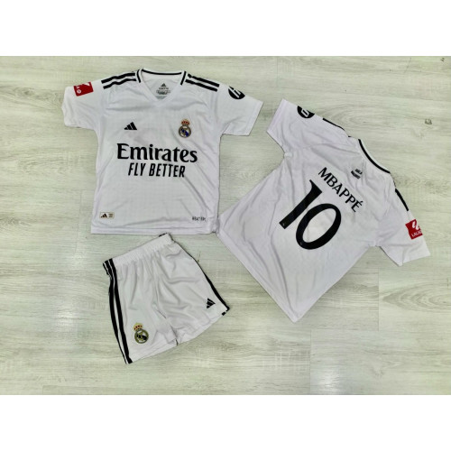 8218 Детски футболен комплект REAL MADRID MBAPPE 10